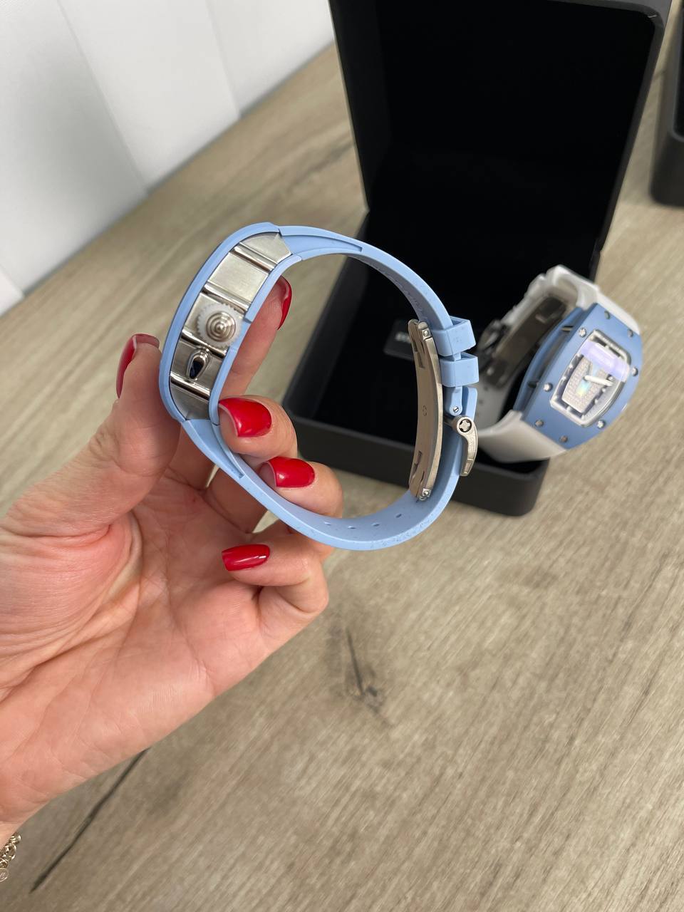 Эксклюзивные часы Richard Mille BP-15688 Эксклюзивные часы Richard Mille BP-15688