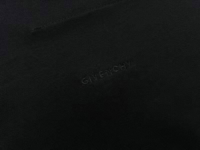 Повседневная футболка BP-32116 Givenchy Повседневная футболка BP-32116 Givenchy