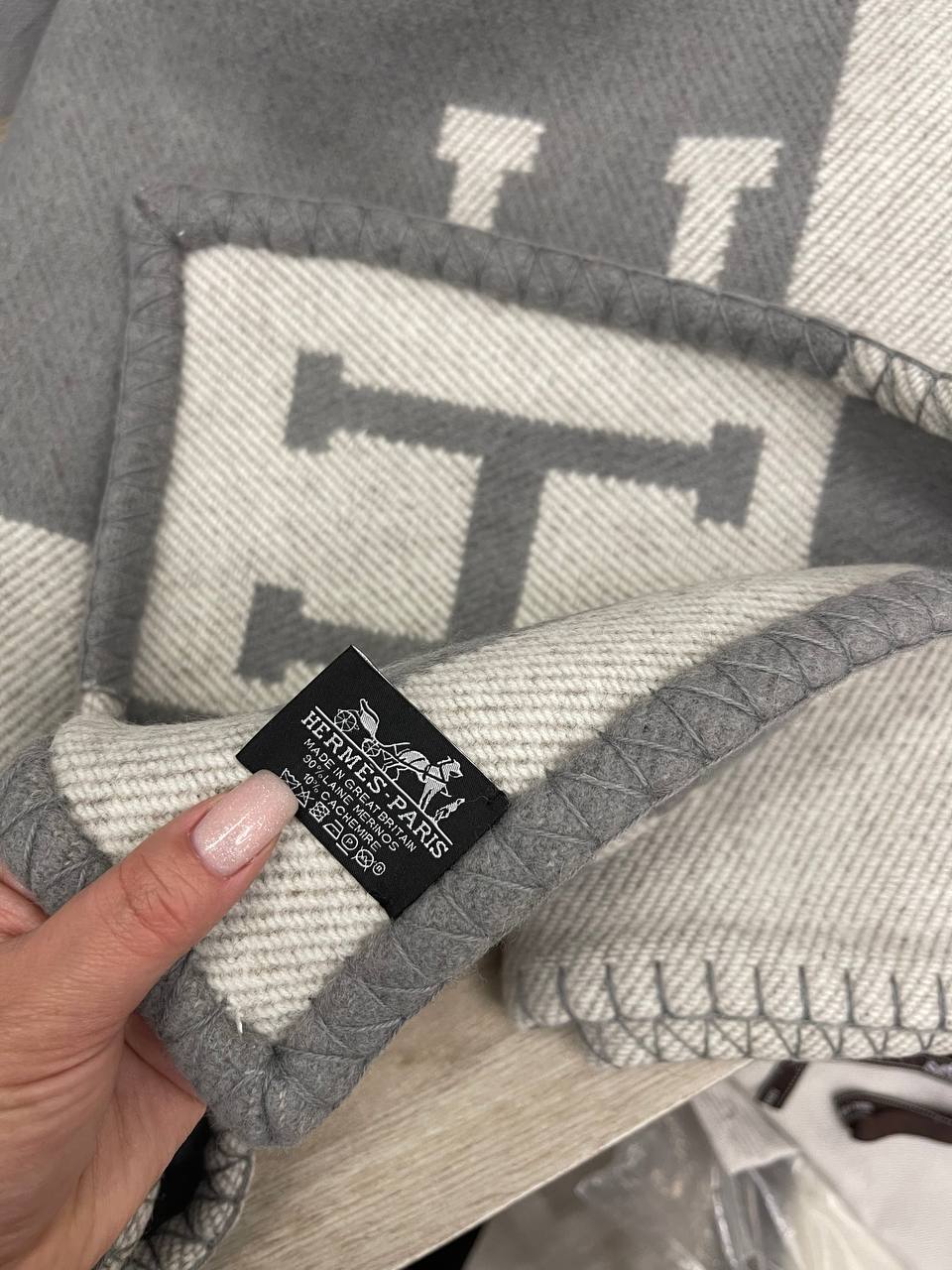 Плед Hermes BP-43368 стильная роскошь Плед Hermes BP-43368 стильная роскошь