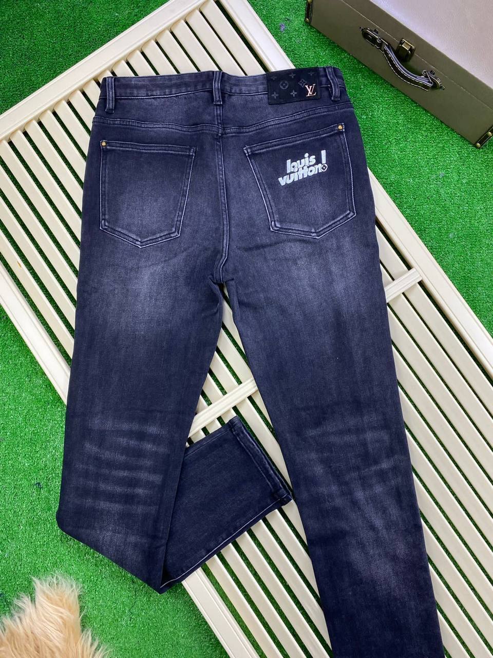 Джинсы повседневные Louis Vuitton BP-19115 Джинсы повседневные Louis Vuitton BP-19115