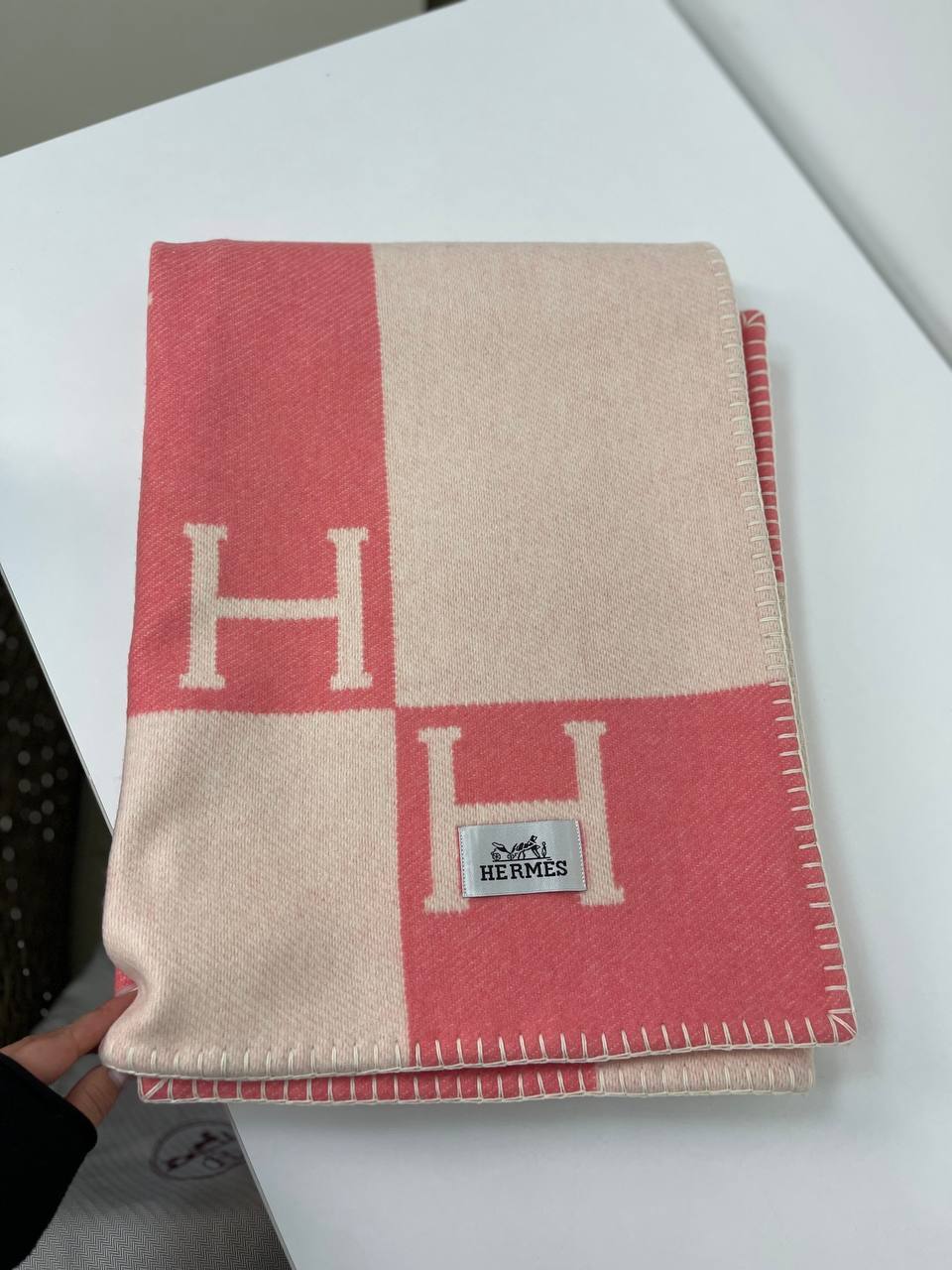 Стильный плед Hermes BP-26665 Стильный плед Hermes BP-26665