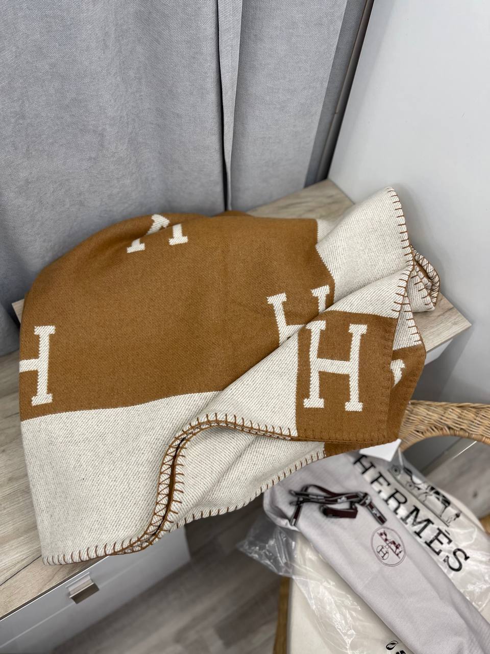 Плед Hermes BP-43367 эксклюзивное качество Плед Hermes BP-43367 эксклюзивное качество