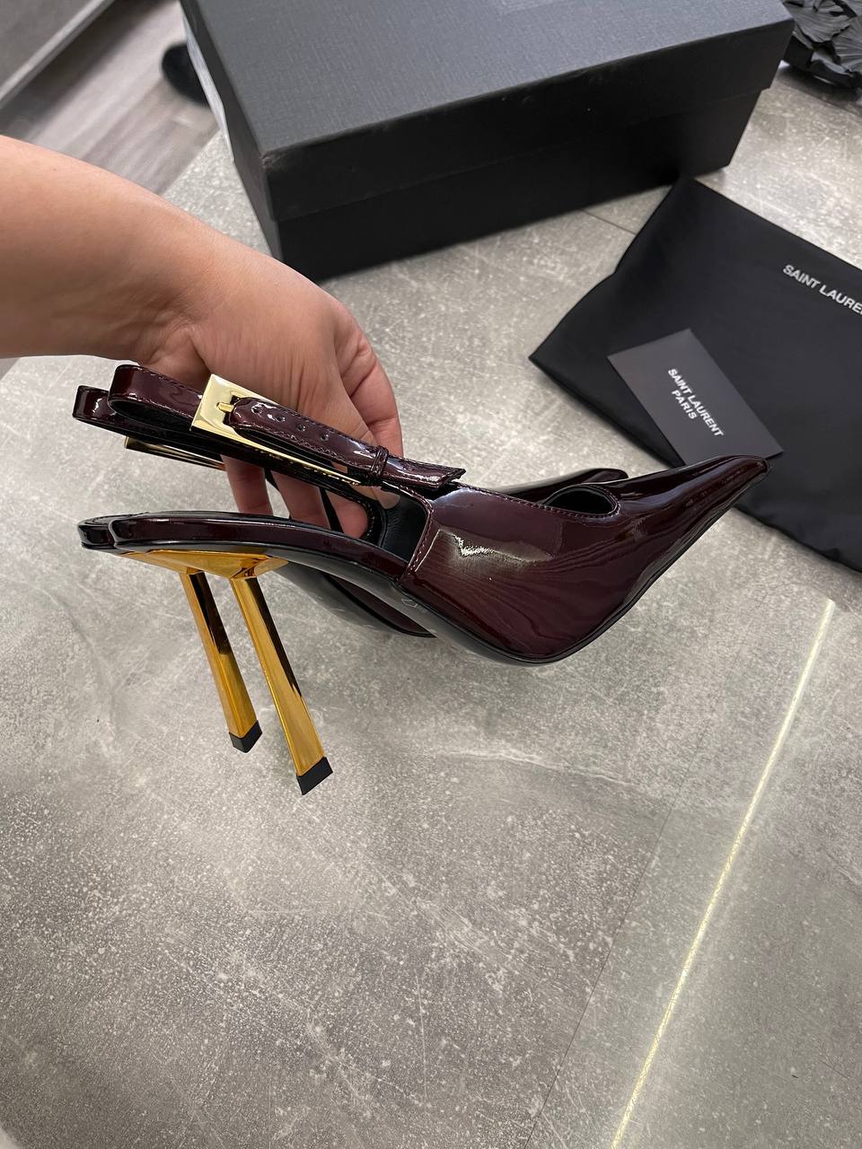 Трендовые туфли Yves Saint Laurent BP-43804 Трендовые туфли Yves Saint Laurent BP-43804