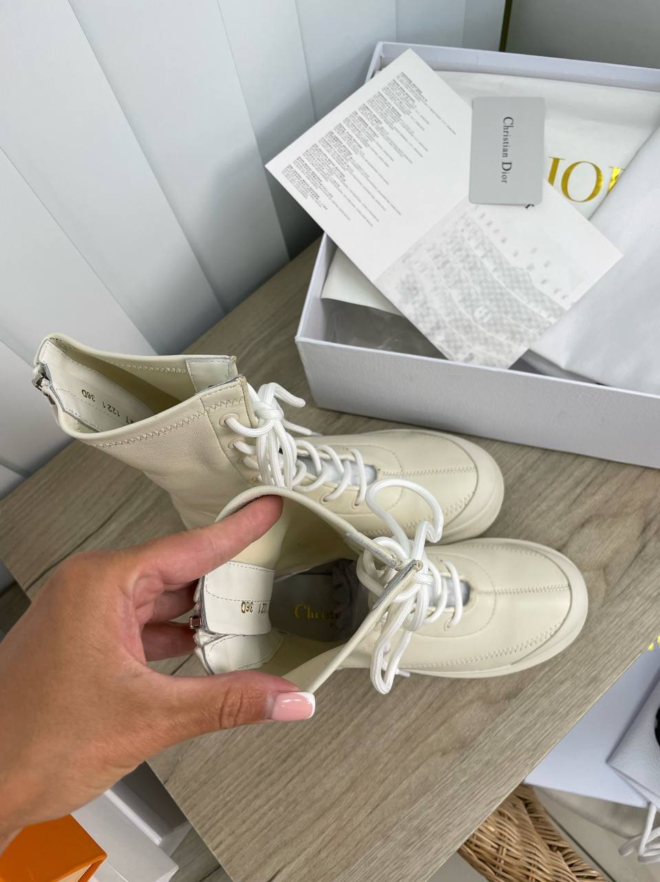 Ботинки премиальные Christian Dior BP-15192 Ботинки премиальные Christian Dior BP-15192