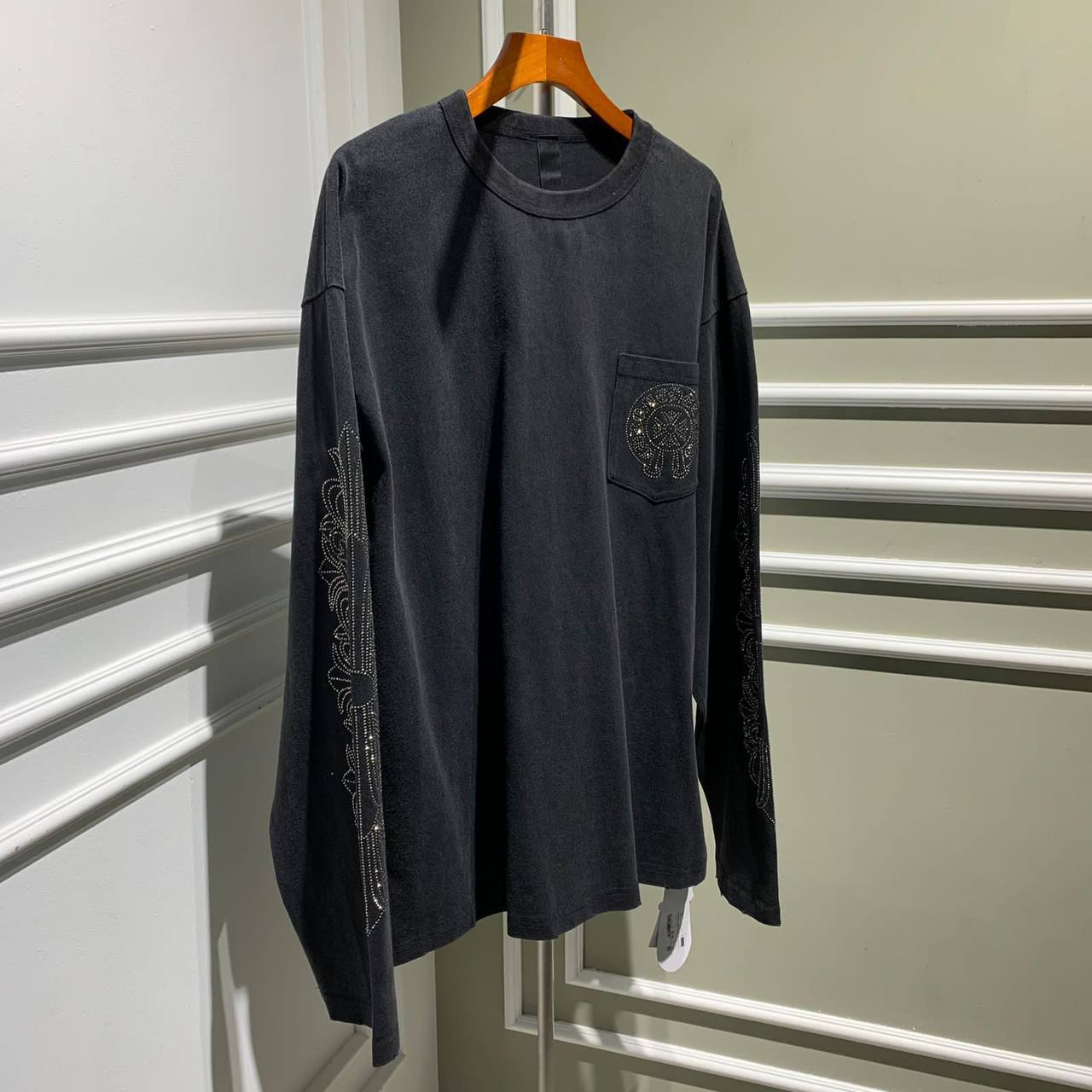 Женская толстовка Chrome Hearts BP-19017 люксовая Женская толстовка Chrome Hearts BP-19017 люксовая