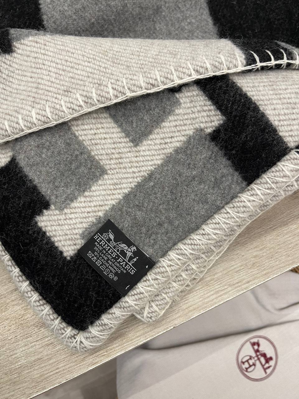 Плед Hermes BP-45575 уникальный стиль Плед Hermes BP-45575 уникальный стиль