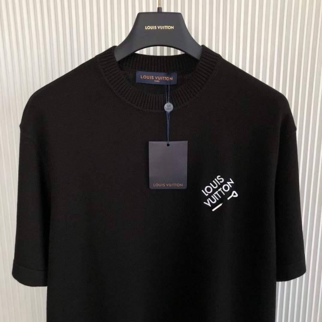 Футболка BP-27913 Louis Vuitton повседневная Футболка BP-27913 Louis Vuitton повседневная
