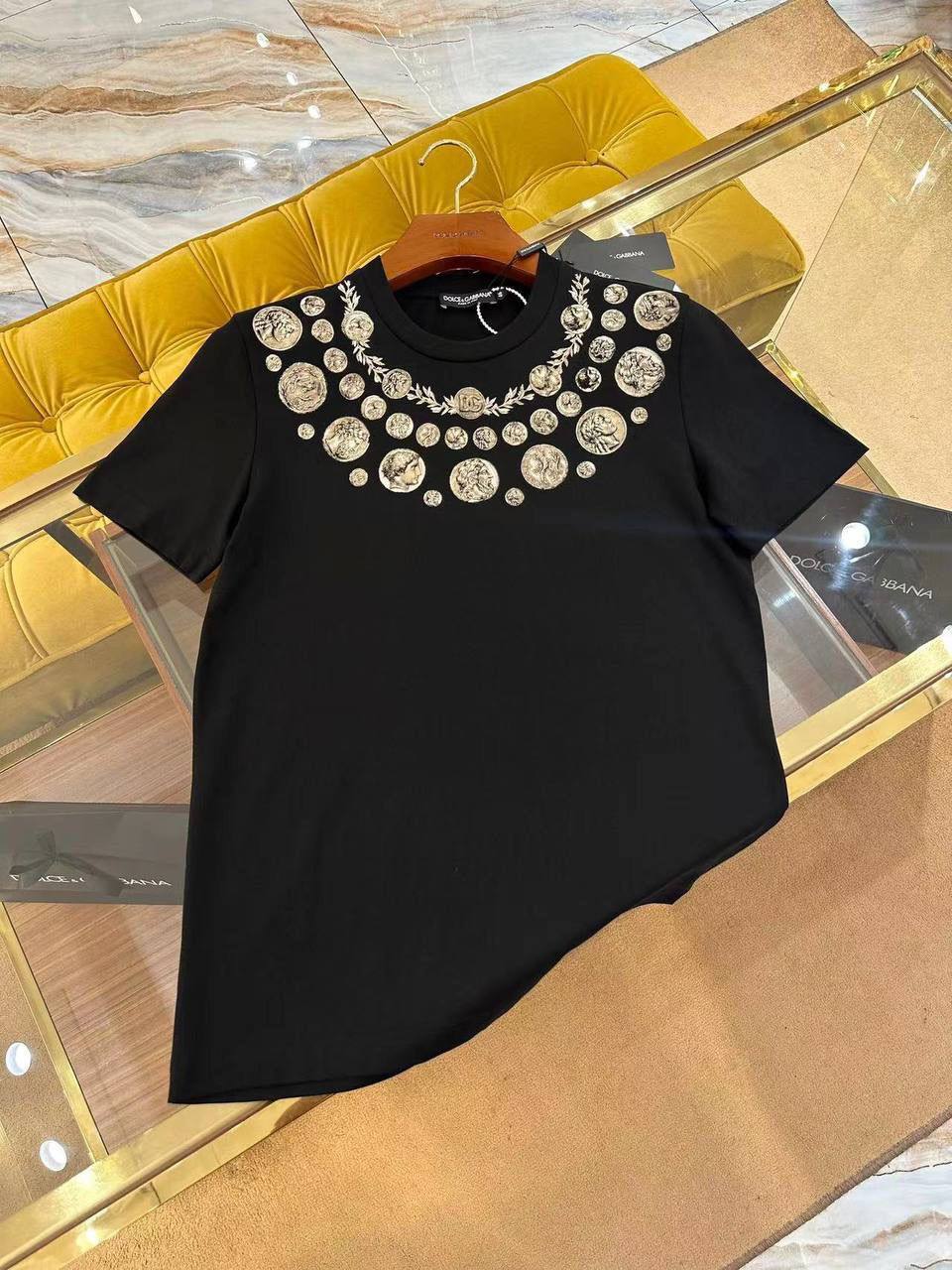 Повседневная футболка BP-40051 Dolce & Gabbana Повседневная футболка BP-40051 Dolce & Gabbana