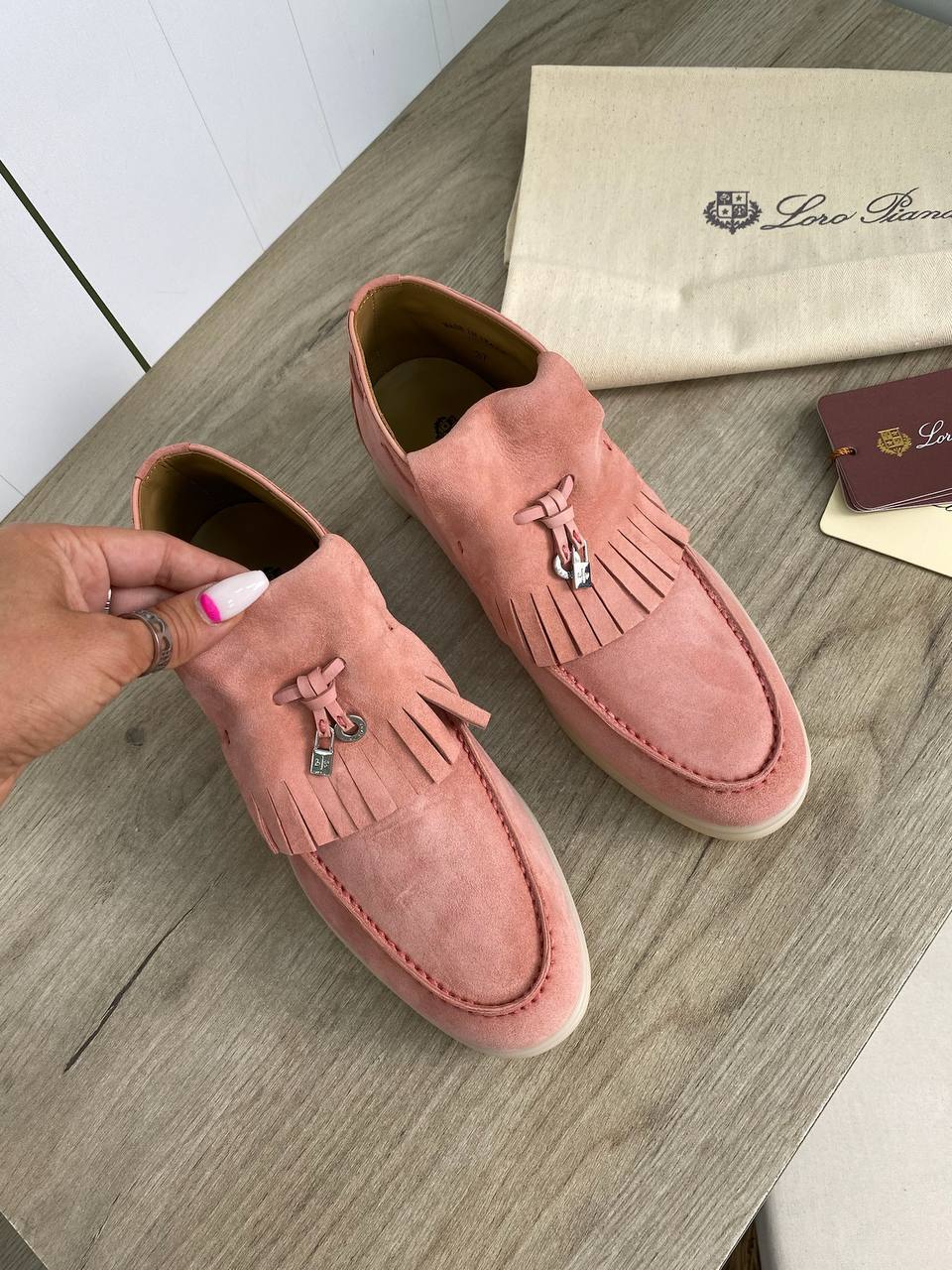 Ботинки серовато-розовые трендовые Loro Piana BP-17954 Ботинки серовато-розовые трендовые Loro Piana BP-17954