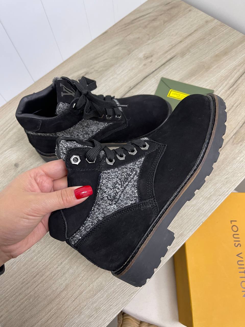 Коллекционные ботинки Louis Vuitton BP-20767 Коллекционные ботинки Louis Vuitton BP-20767