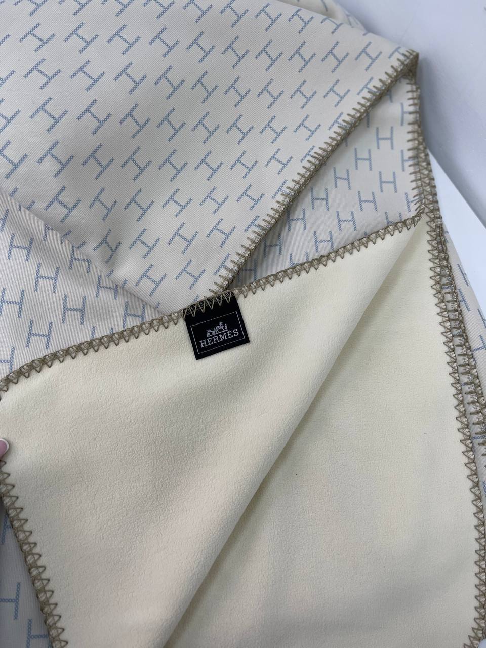 Hermes плед 200*180 см BP-26660 премиум Hermes плед 200*180 см BP-26660 премиум