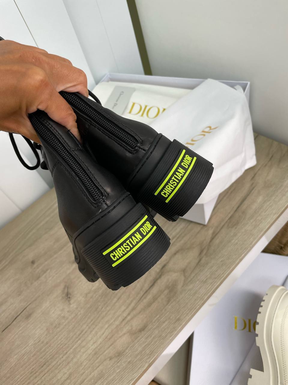 Ботинки повседневные Christian Dior BP-15191 Ботинки повседневные Christian Dior BP-15191