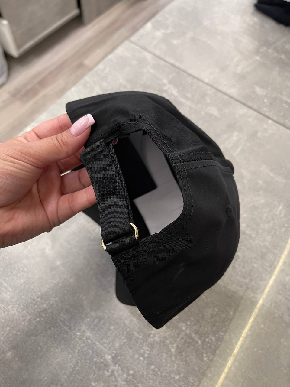 Премиальная бейсболка Prada BP-48794 Премиальная бейсболка Prada BP-48794