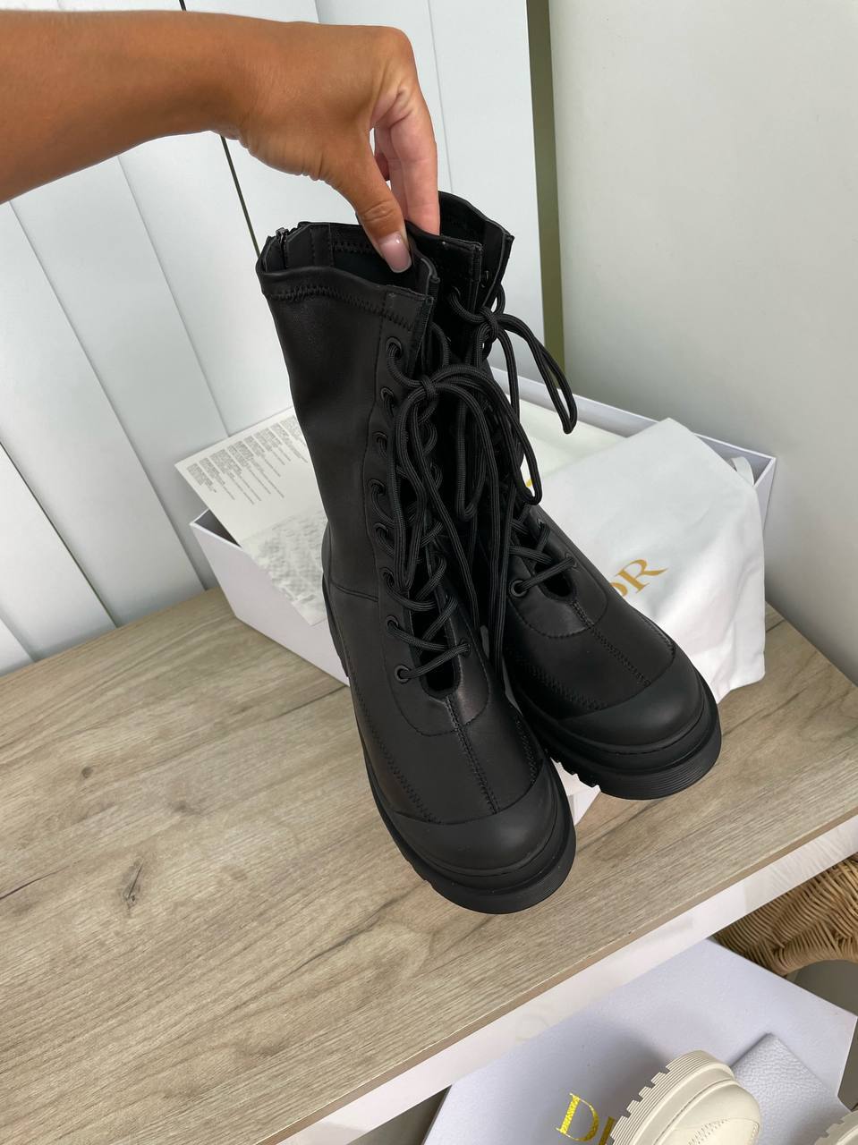 Ботинки повседневные Christian Dior BP-15191 Ботинки повседневные Christian Dior BP-15191