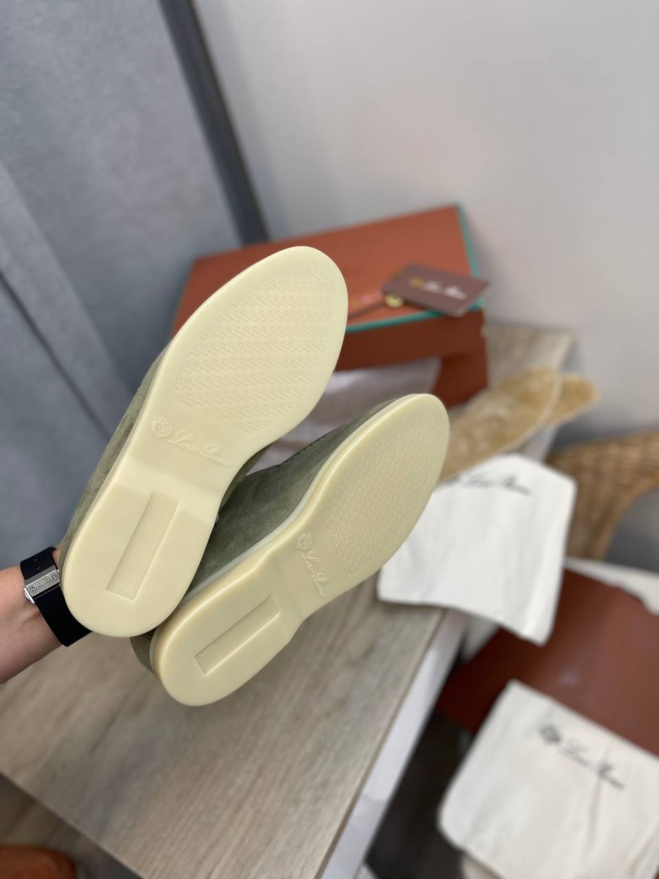 Ботинки женские оливковые лимитированные Loro Piana BP-40037 Ботинки женские оливковые лимитированные Loro Piana BP-40037