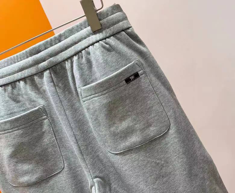 Повседневные шорты Tom Ford BP-35833 Повседневные шорты Tom Ford BP-35833