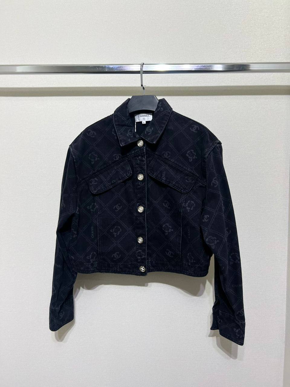 Женская куртка Louis Vuitton коллекционная BP-43820 Женская куртка Louis Vuitton коллекционная BP-43820