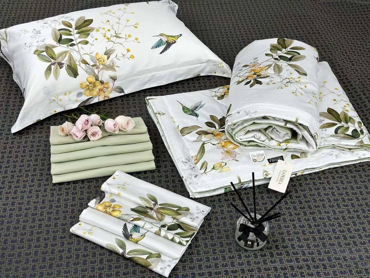 Постельное белье La Perla BP-33958 комплект классический Постельное белье La Perla BP-33958 комплект классический