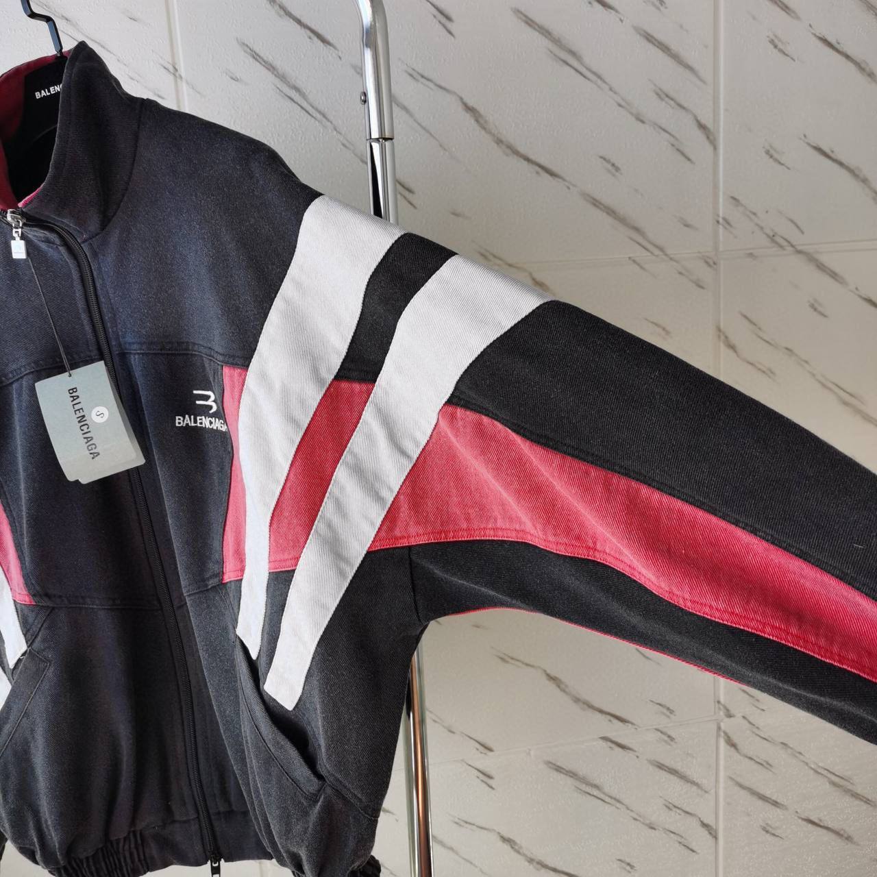 Коллекционный бомбер Balenciaga BP-30119 Коллекционный бомбер Balenciaga BP-30119