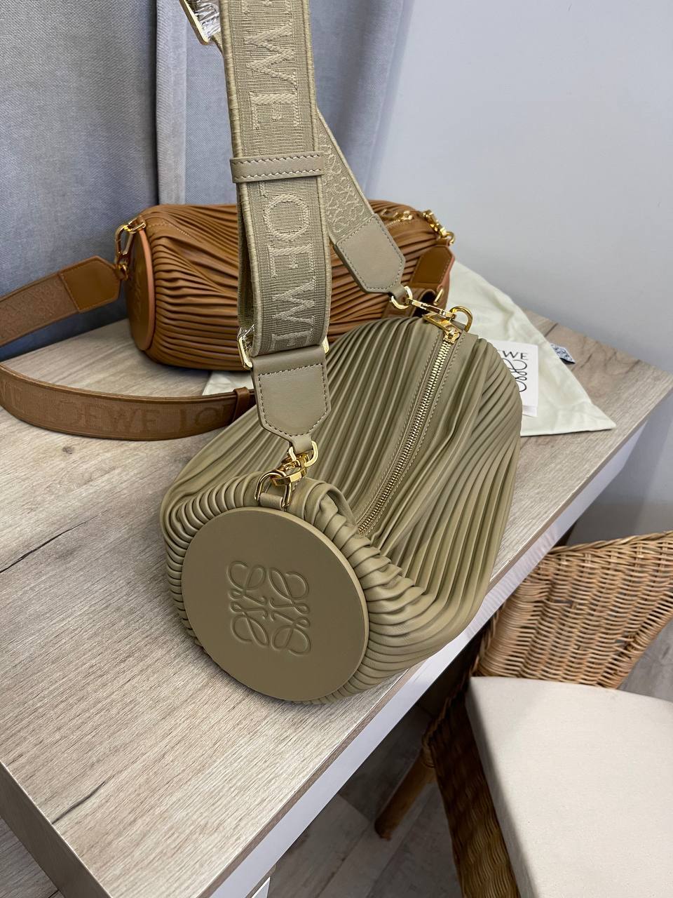 Коллекционная женская сумка Loewe BP-53537 Коллекционная женская сумка Loewe BP-53537