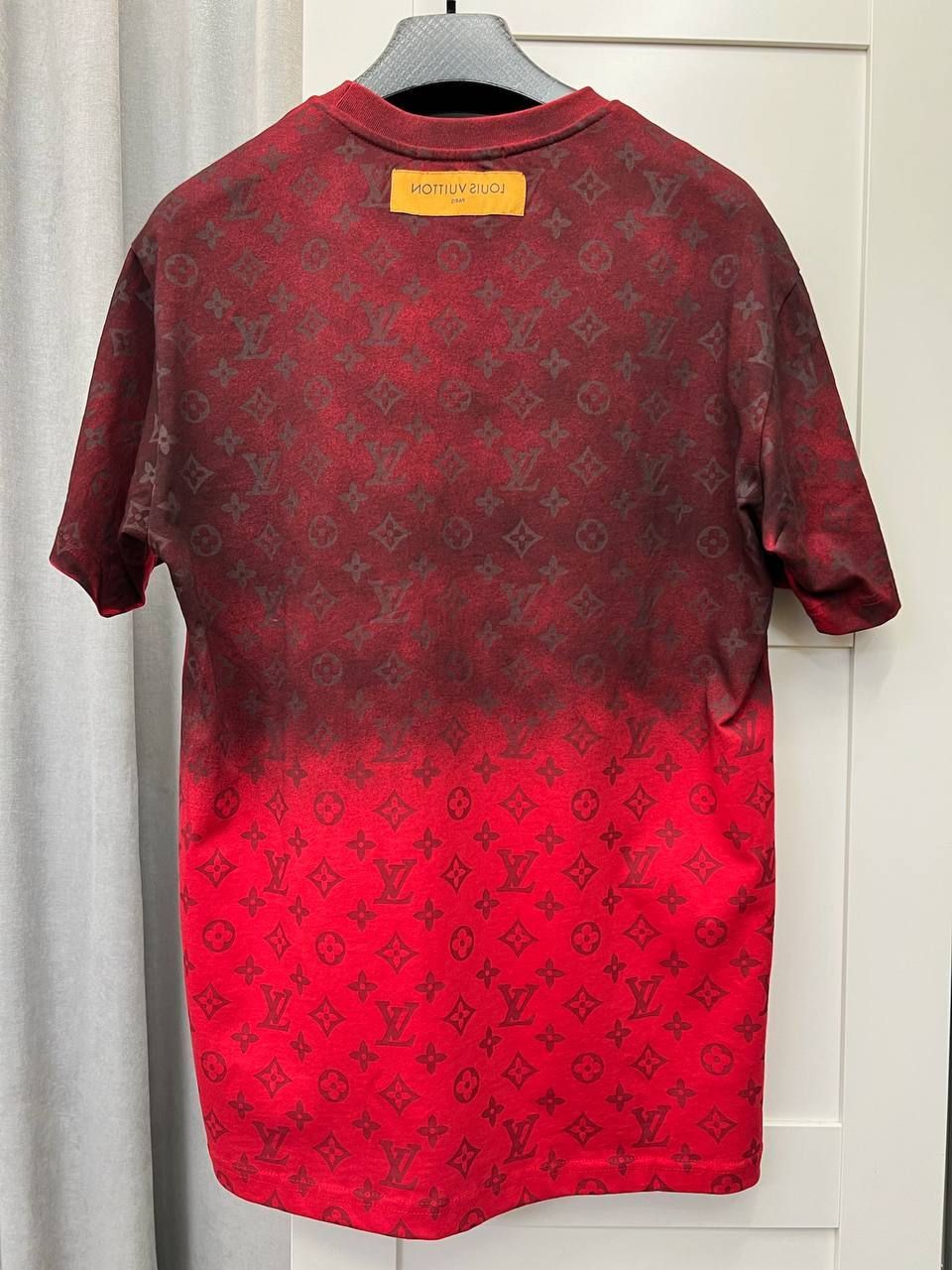 Louis Vuitton мужская футболка BP-49513 дизайнерская Louis Vuitton мужская футболка BP-49513 дизайнерская