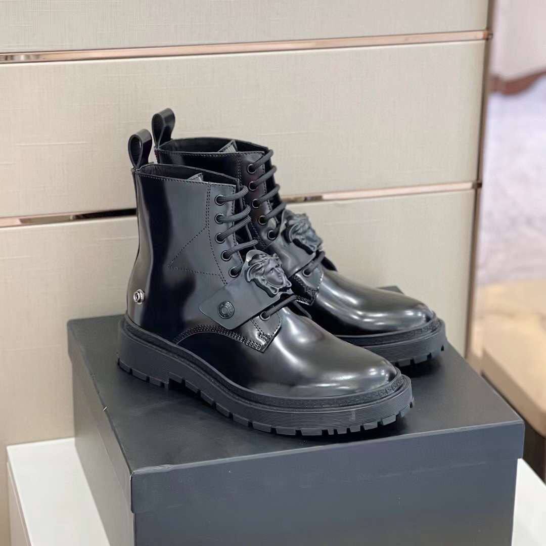Ботинки черные стильные Versace BP-23044 Ботинки черные стильные Versace BP-23044