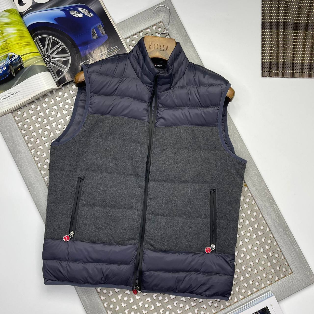 Комфортный жилет Kiton BP-17655 Комфортный жилет Kiton BP-17655