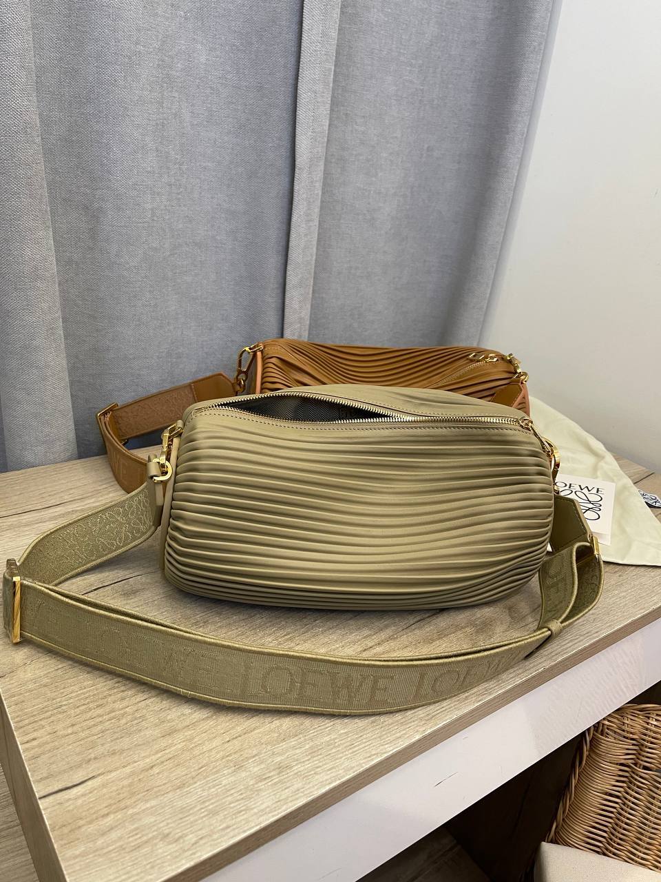 Коллекционная женская сумка Loewe BP-53537 Коллекционная женская сумка Loewe BP-53537