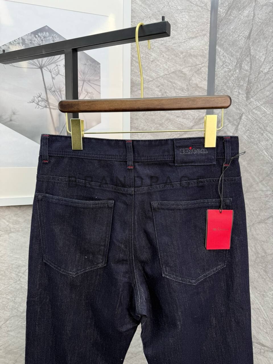 Джинсы хлопковые Kiton BPLUX5461 Джинсы хлопковые Kiton BPLUX5461