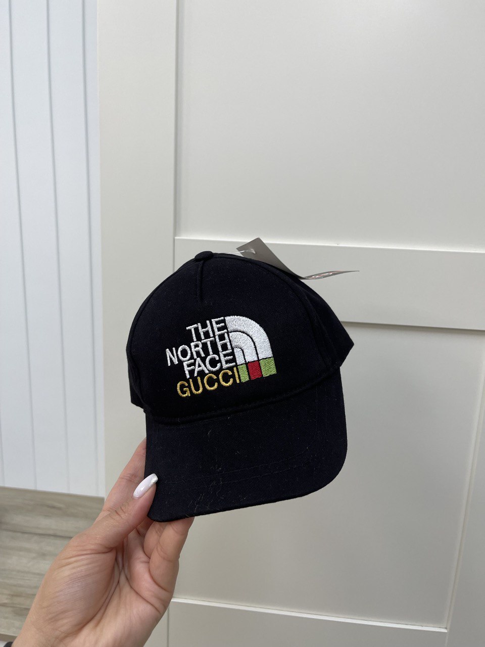 Бейсболка стильная Gucci BP-35718 Бейсболка стильная Gucci BP-35718