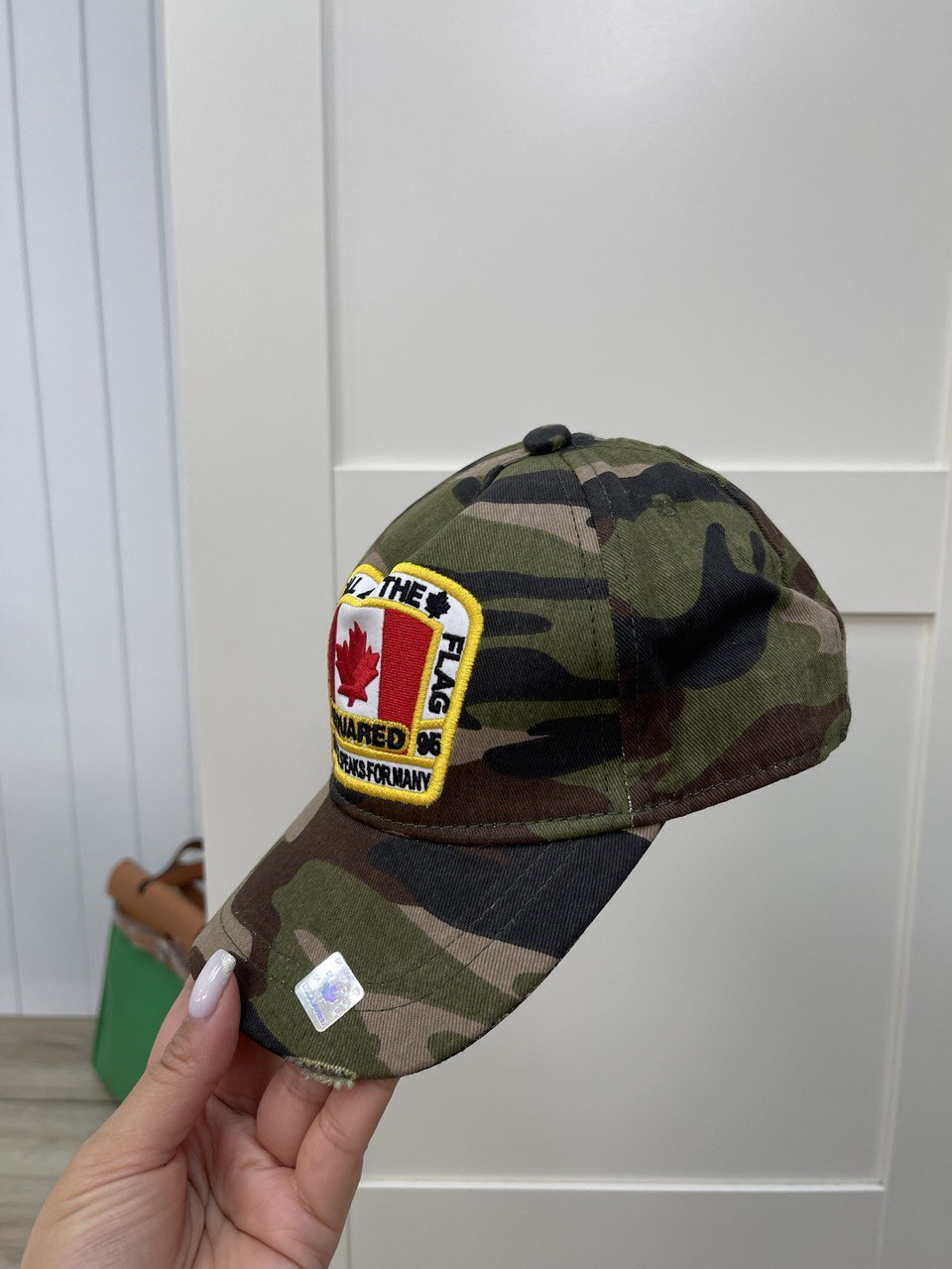 Бейсболка премиум Dsquared BP-35722 Бейсболка премиум Dsquared BP-35722