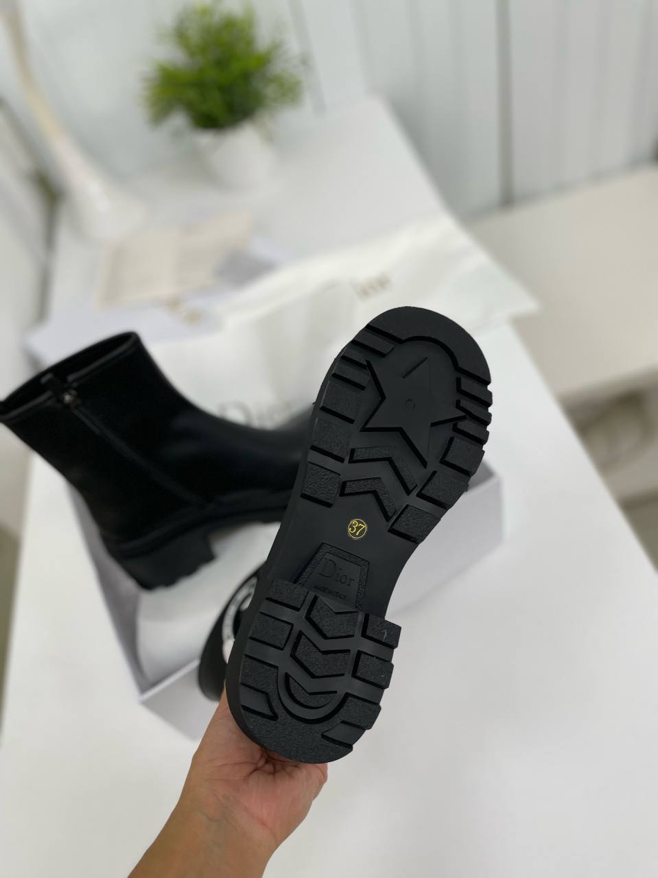 Ботинки премиальные Christian Dior BP-17550 Ботинки премиальные Christian Dior BP-17550