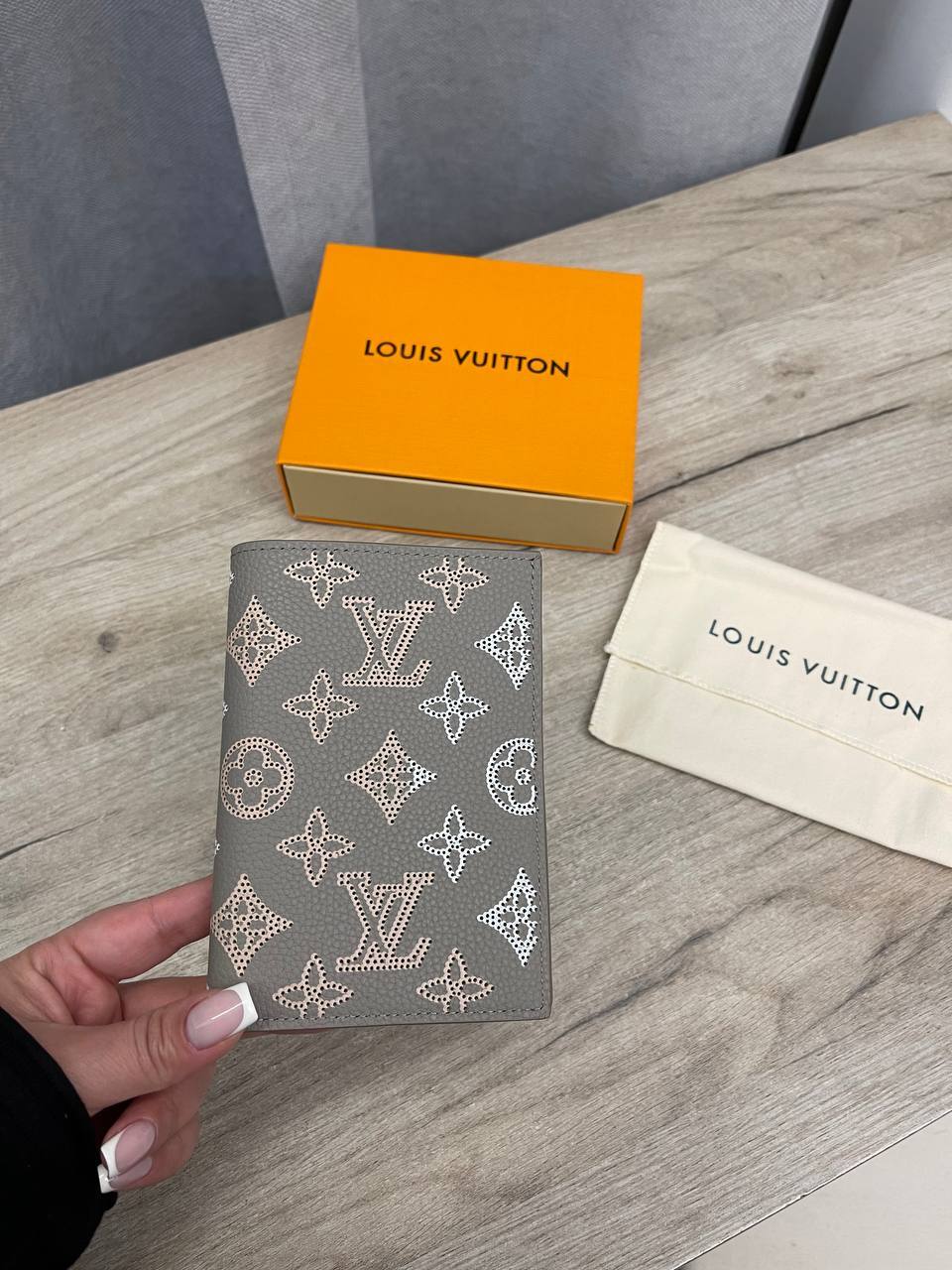 Премиум обложка на паспорт Louis Vuitton BP-45504 Премиум обложка на паспорт Louis Vuitton BP-45504