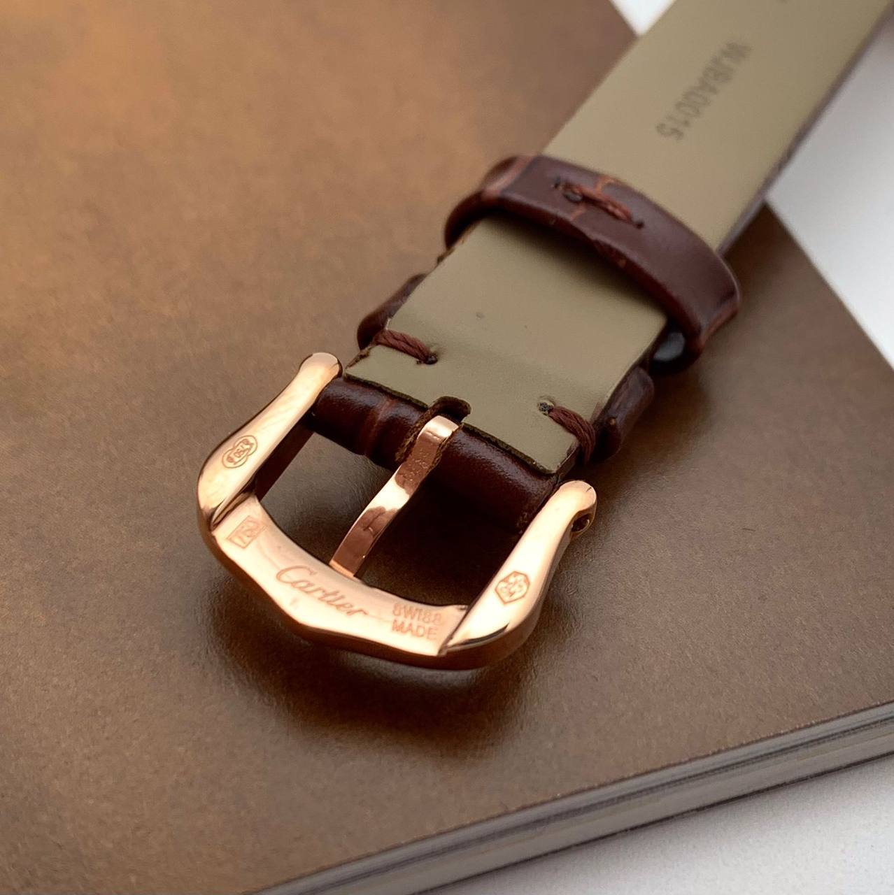 Элегантные часы Cartier BP-38342 Элегантные часы Cartier BP-38342