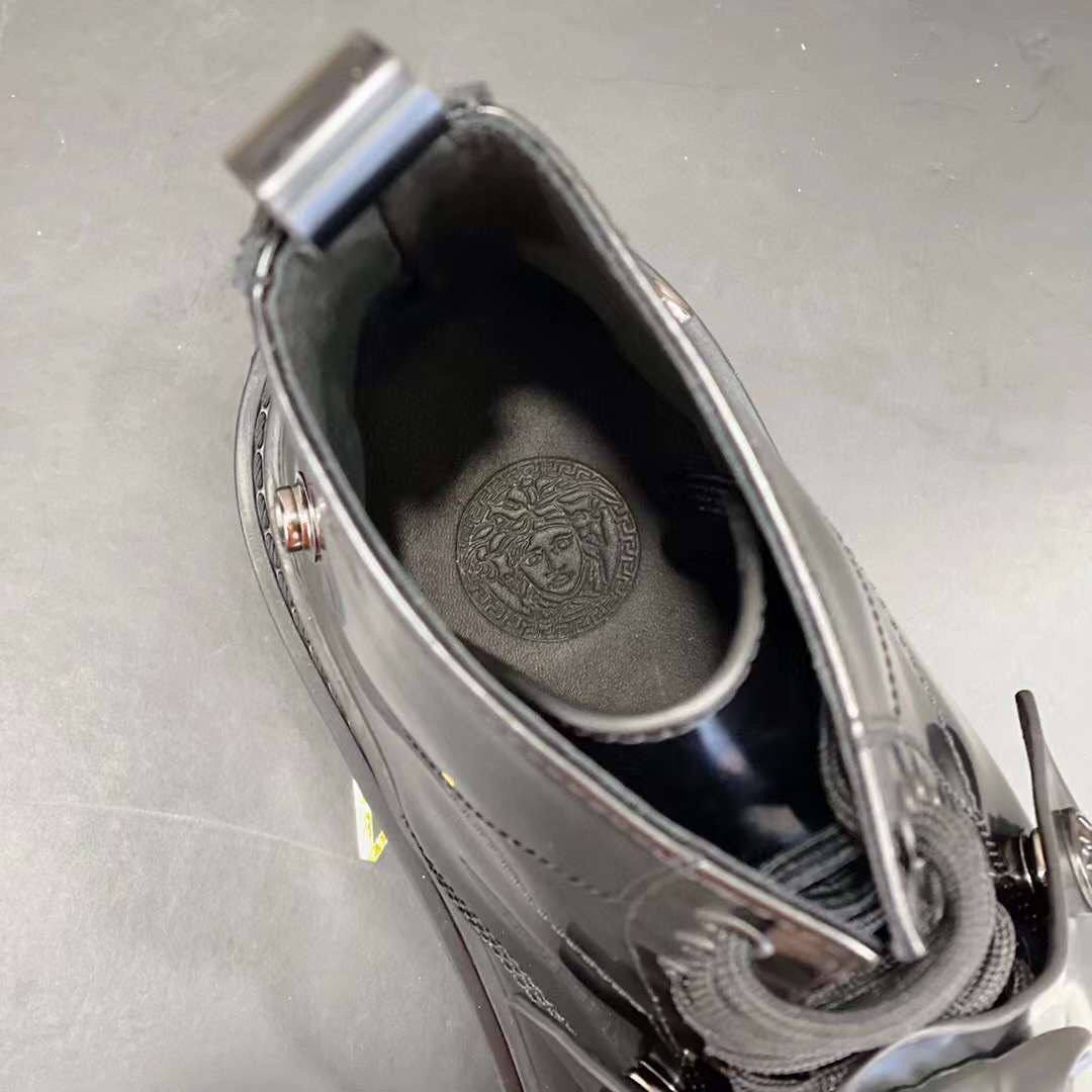 Ботинки черные стильные Versace BP-23044 Ботинки черные стильные Versace BP-23044