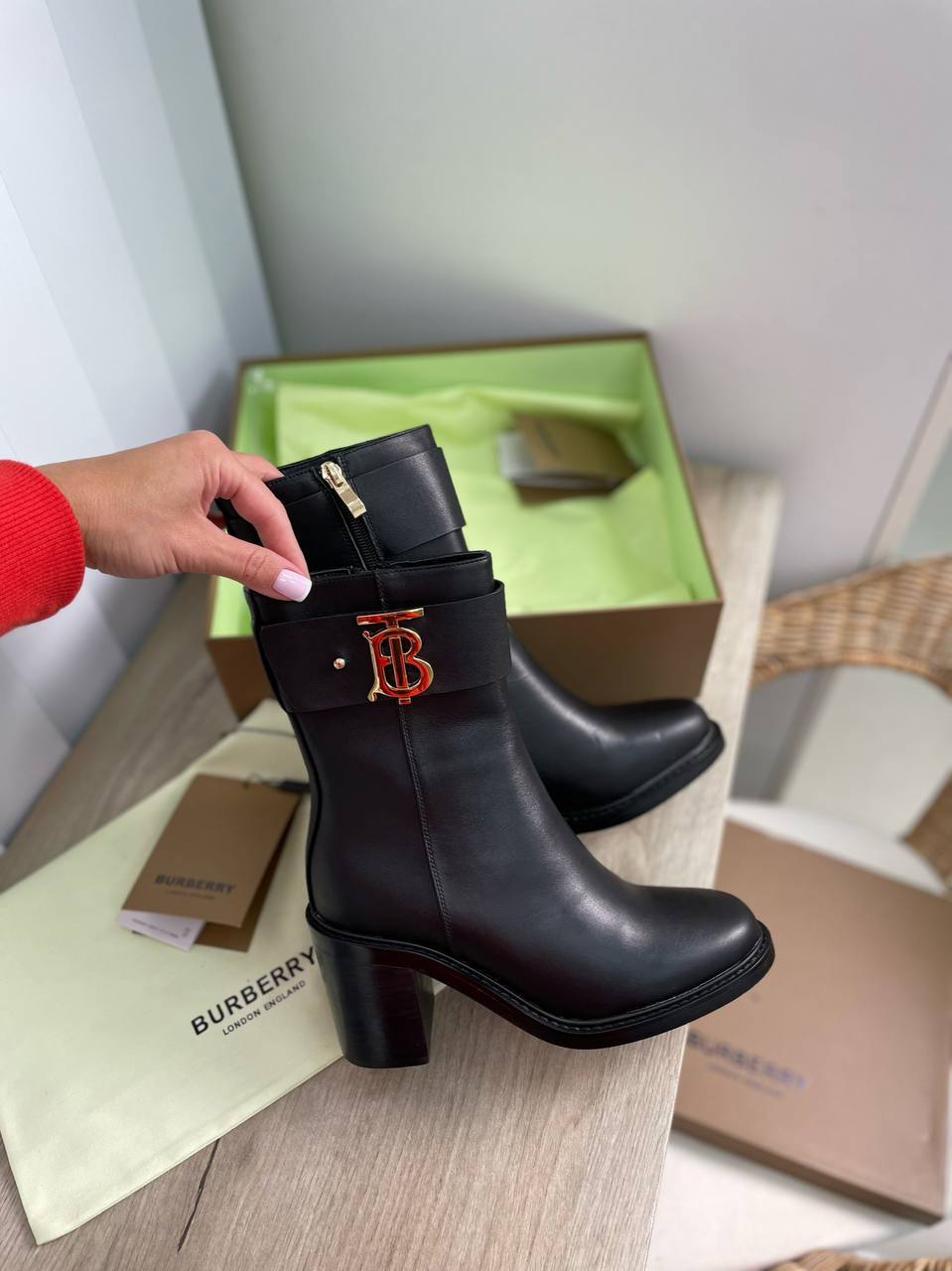 Ботинки Burberry коллекционные BP-21187 Ботинки Burberry коллекционные BP-21187