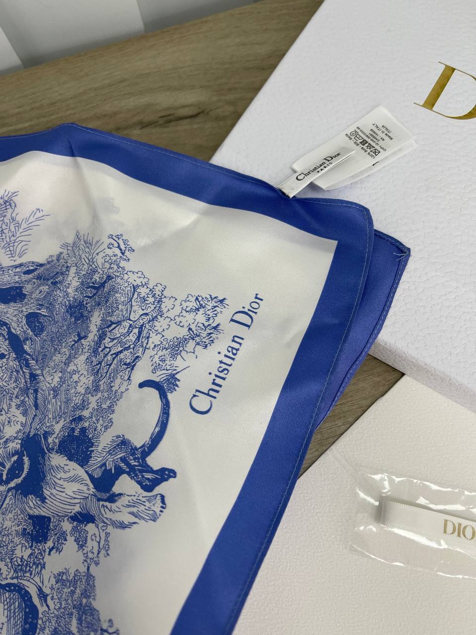 Шёлковый премиум козырёк Christian Dior BP-17226 Шёлковый премиум козырёк Christian Dior BP-17226