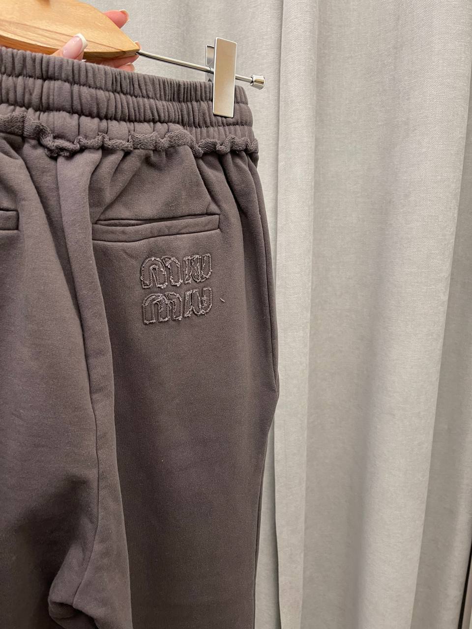 Премиум спортивный костюм Miu Miu BP-44531 Премиум спортивный костюм Miu Miu BP-44531