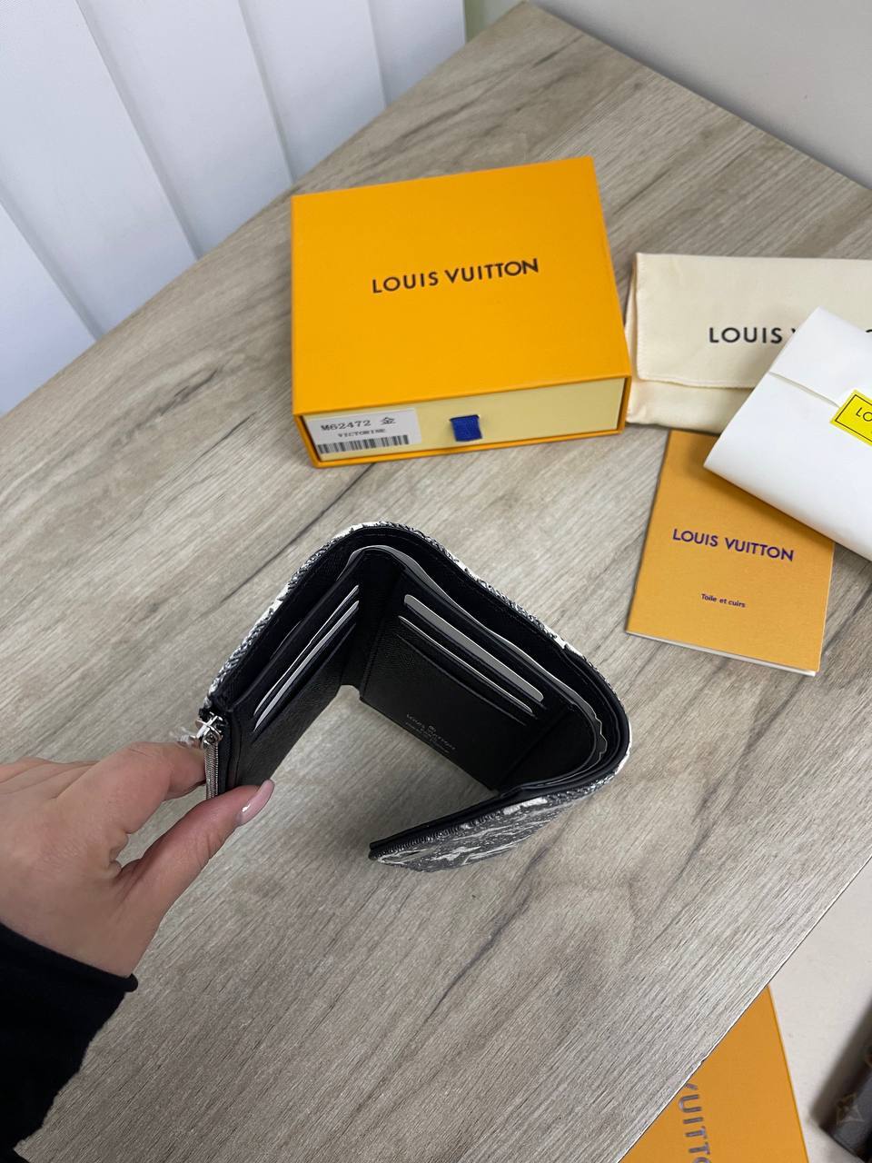 Кошелек коллекционный Louis Vuitton BP-27597 Кошелек коллекционный Louis Vuitton BP-27597