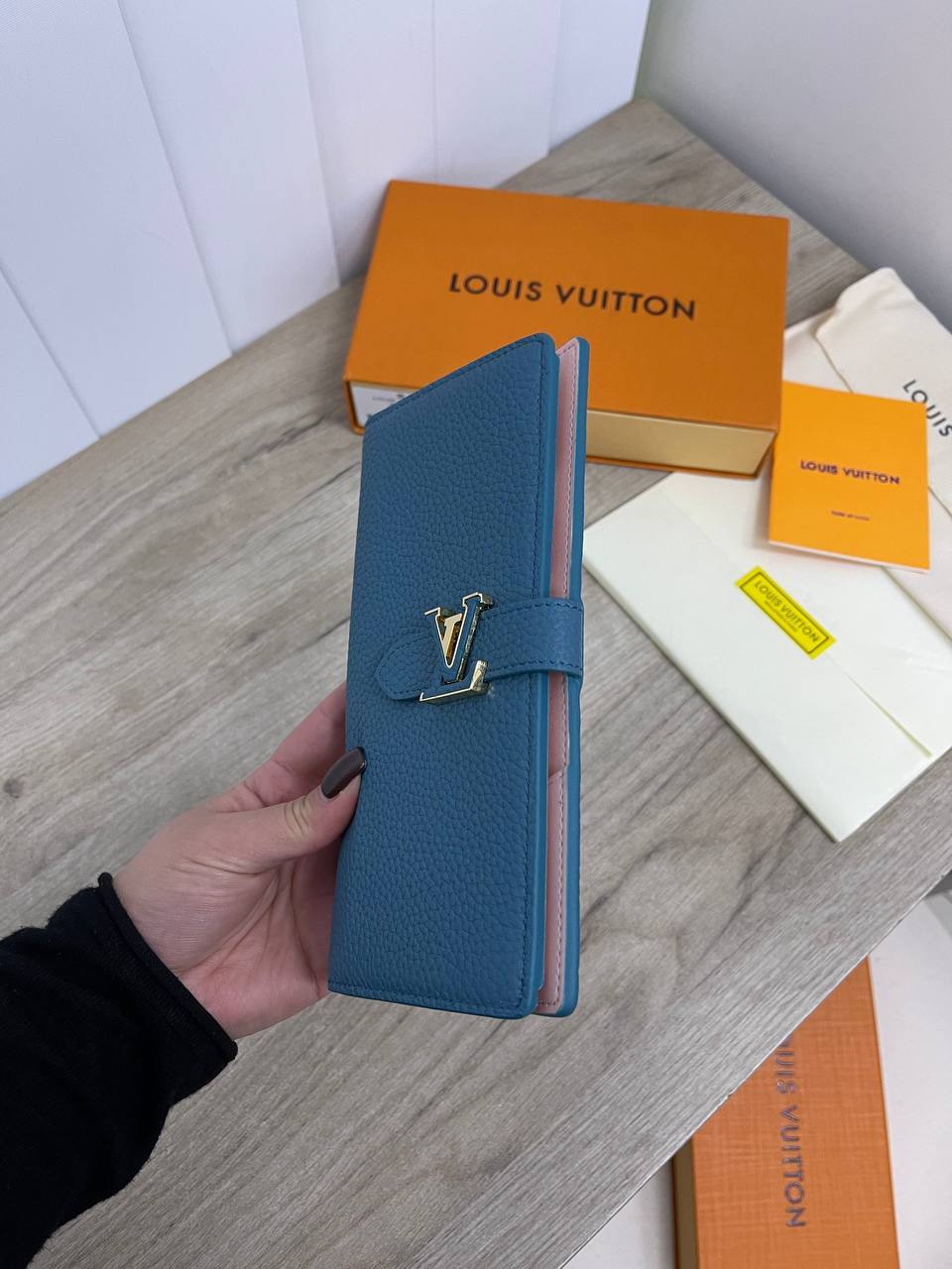 Кошелёк премиум Vertical Louis Vuitton BP-24597 Кошелёк премиум Vertical Louis Vuitton BP-24597