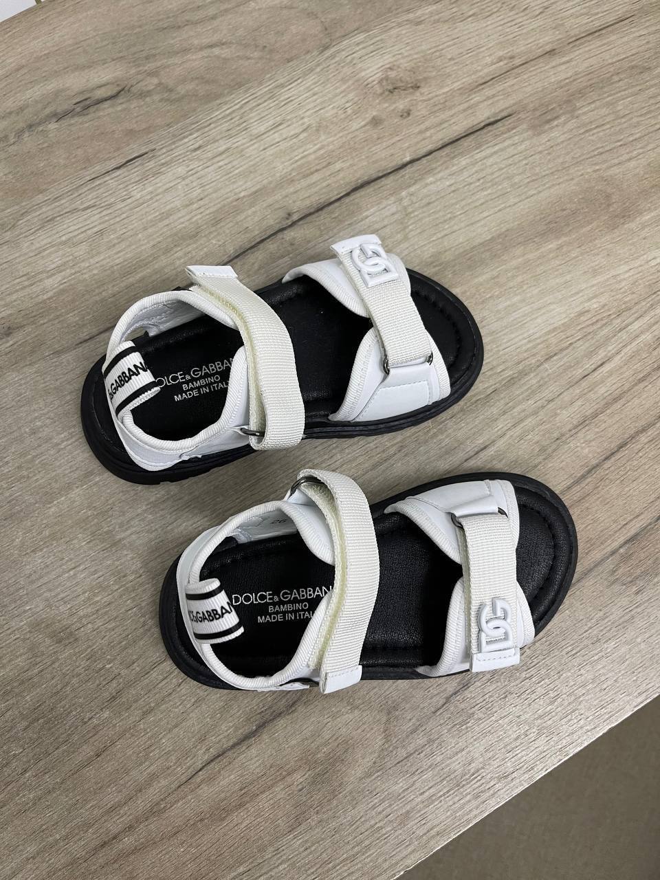 Сандалии Dolce & Gabbana BP-35251 стильные Сандалии Dolce & Gabbana BP-35251 стильные