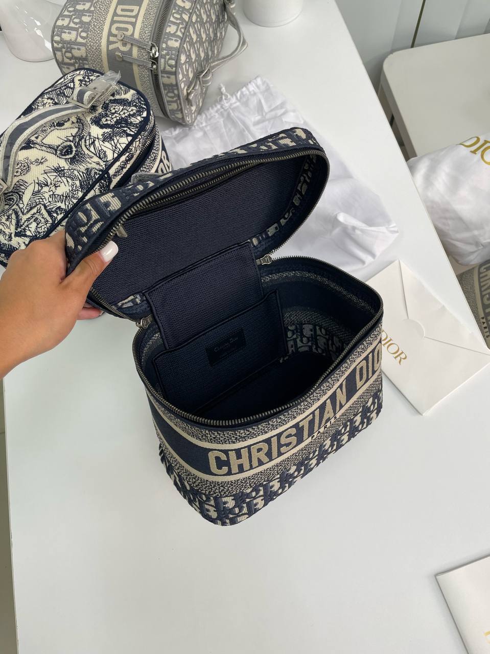 Косметичка премиум Christian Dior BP-16969 Косметичка премиум Christian Dior BP-16969