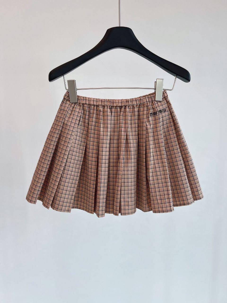 Коллекционный женский костюм Miu Miu BP-52228 Коллекционный женский костюм Miu Miu BP-52228