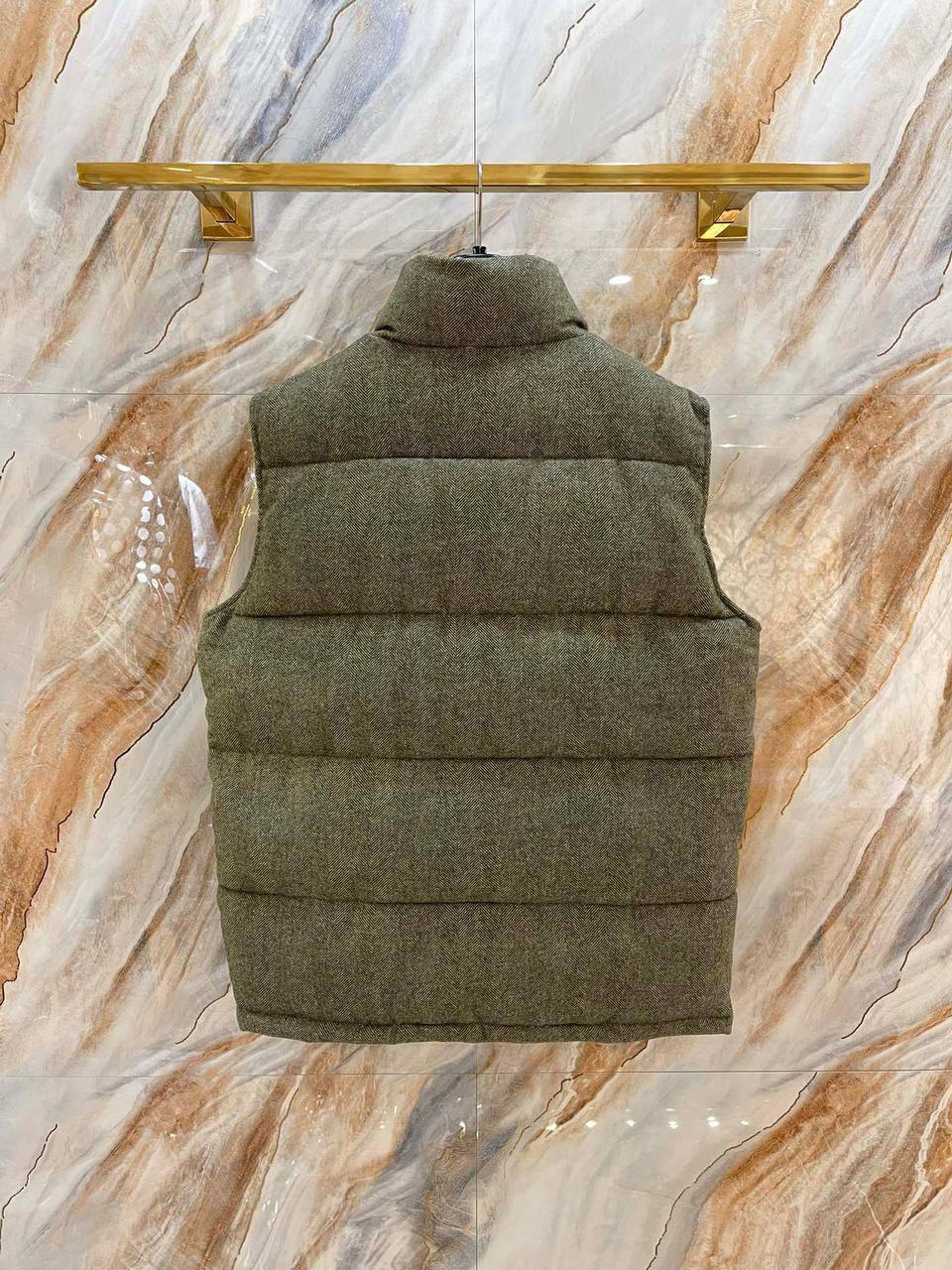 Жилет для мужчин Dolce & Gabbana BP-39038 Жилет для мужчин Dolce & Gabbana BP-39038