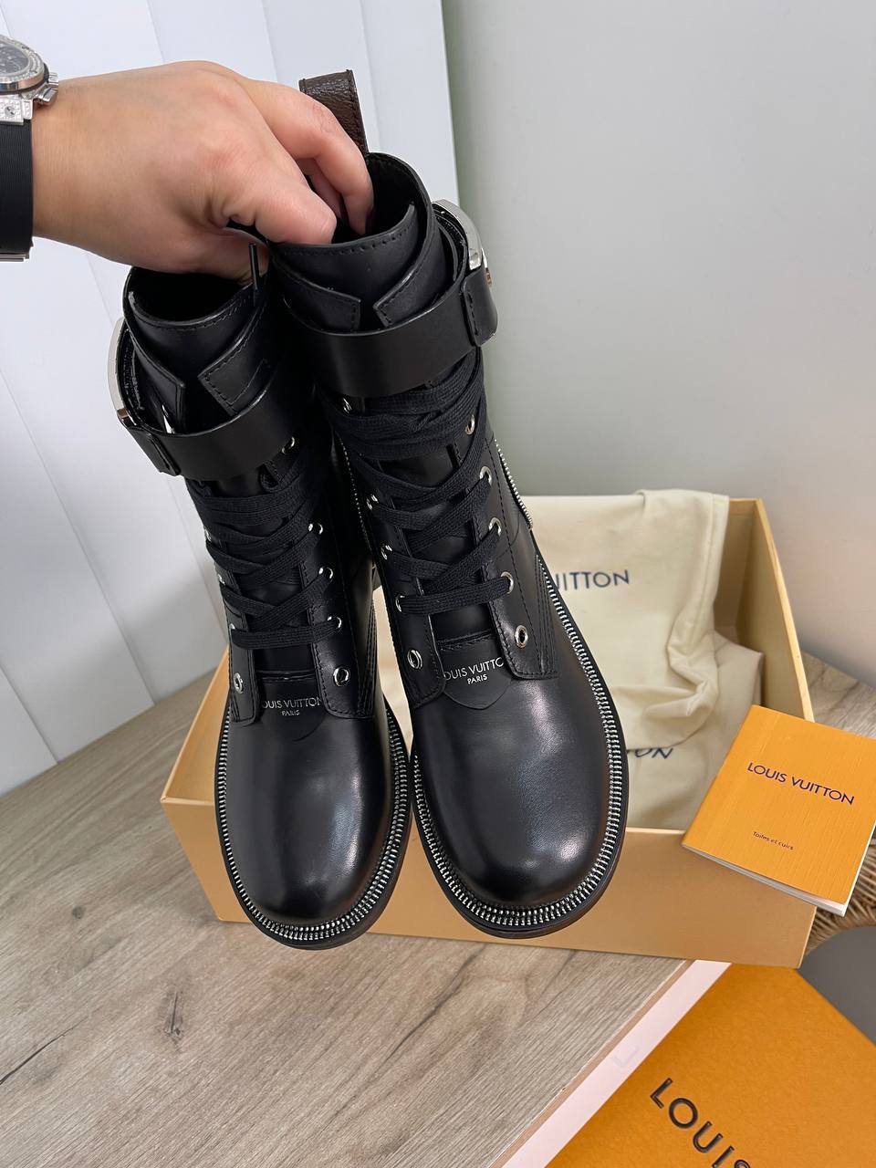 Люкс ботинки Louis Vuitton BP-24324 Люкс ботинки Louis Vuitton BP-24324