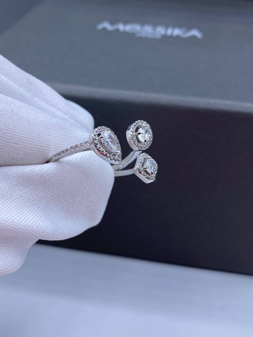 Кольцо люксовое MESSIKA BP-28702 Кольцо люксовое MESSIKA BP-28702