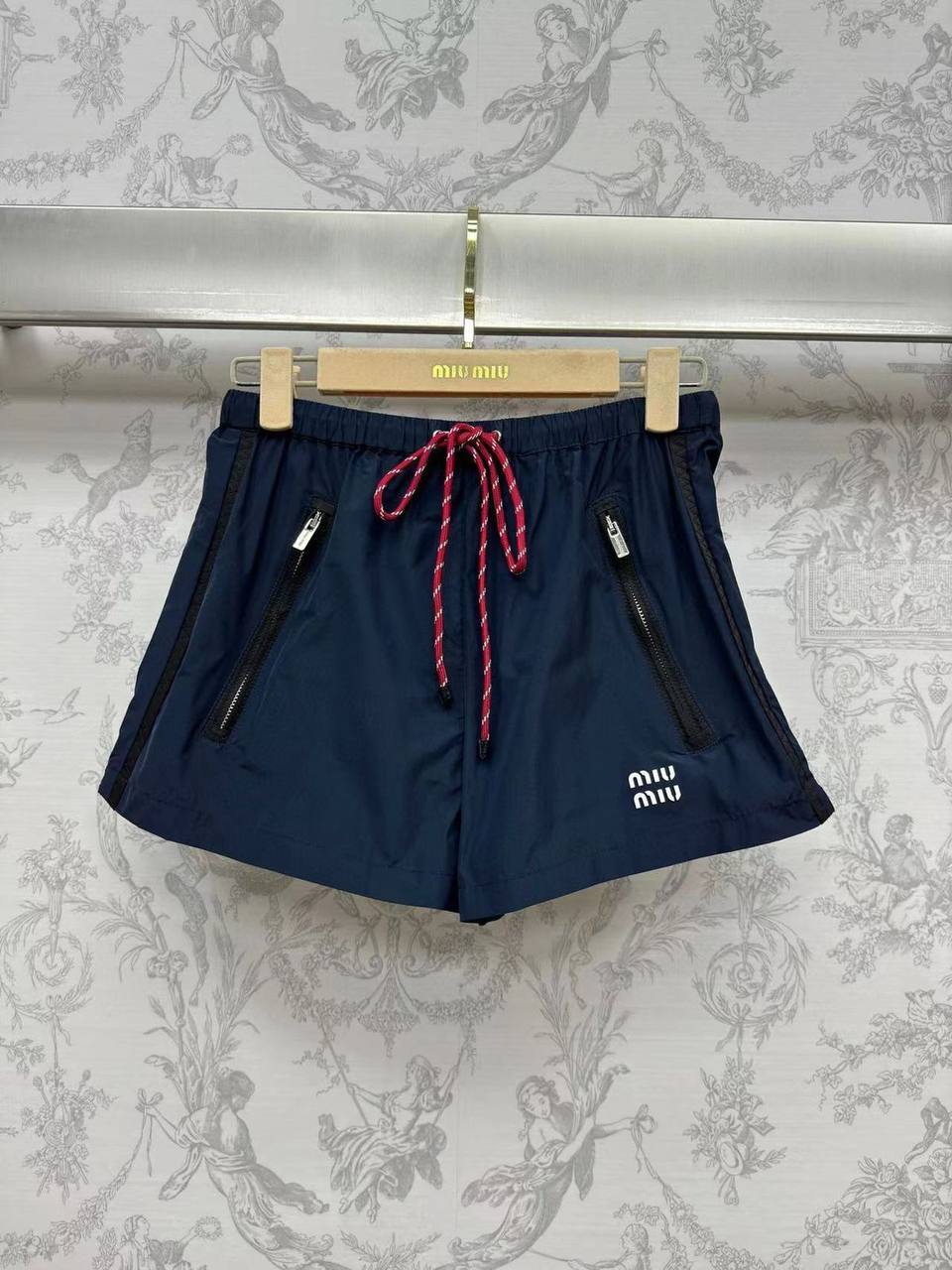 Элитный женский костюм Miu Miu BP-50586 Элитный женский костюм Miu Miu BP-50586