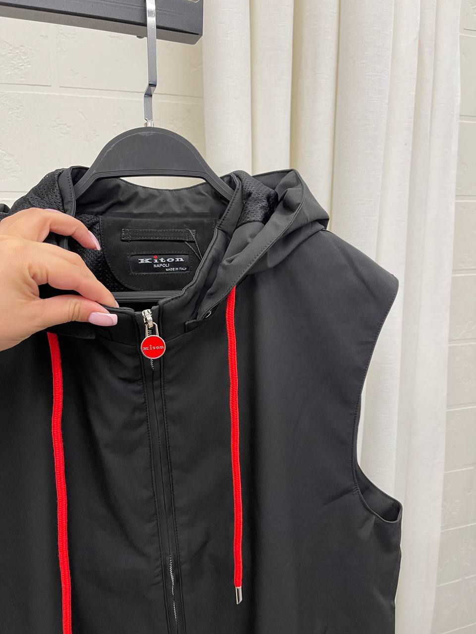 Kiton жилет BP-49191 Kiton жилет BP-49191