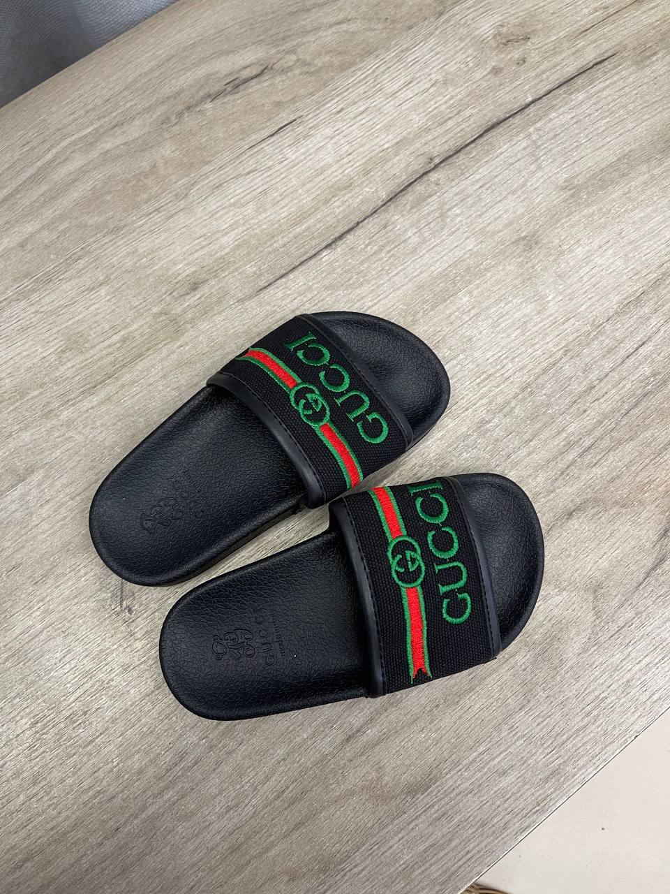 Шлепанцы BP-52185 Gucci трендовые Шлепанцы BP-52185 Gucci трендовые