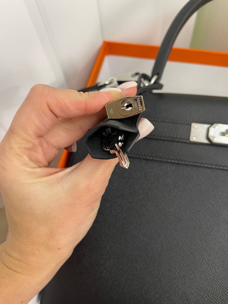 Элитная женская сумка Kelly 28 Epsom Hermes BP-24889 Элитная женская сумка Kelly 28 Epsom Hermes BP-24889